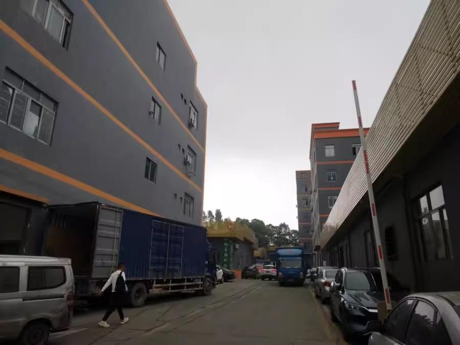 龙华观澜深圳北稀缺工业园区成套厂房宿舍法拍房交通位置俱优-第2张图片-法拍在线官网