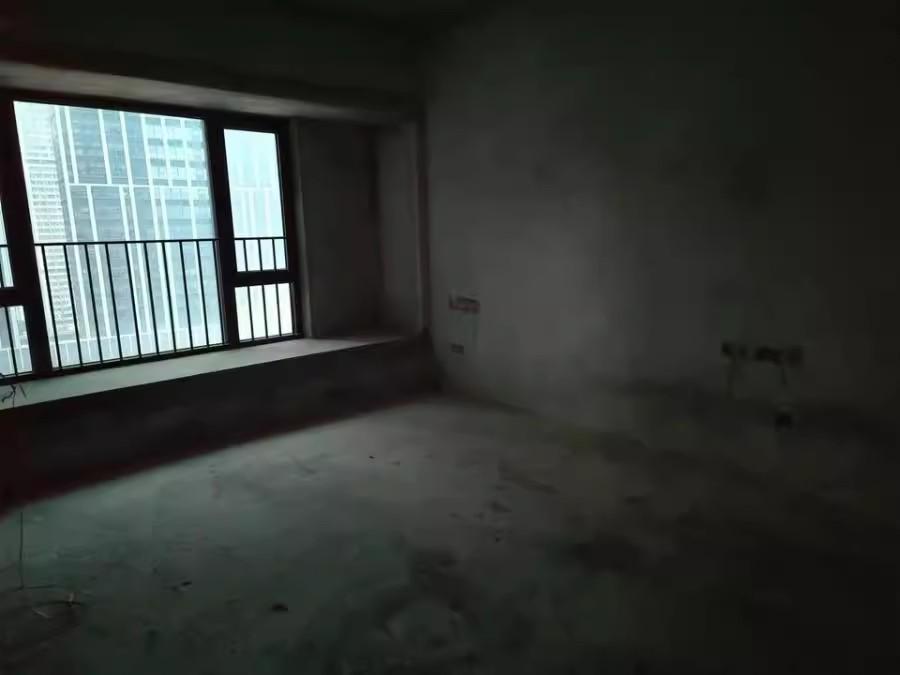 精选10套深圳南山宝能城花园东区高层法拍房塘朗地铁口旁稀缺资源-第40张图片-法拍在线官网