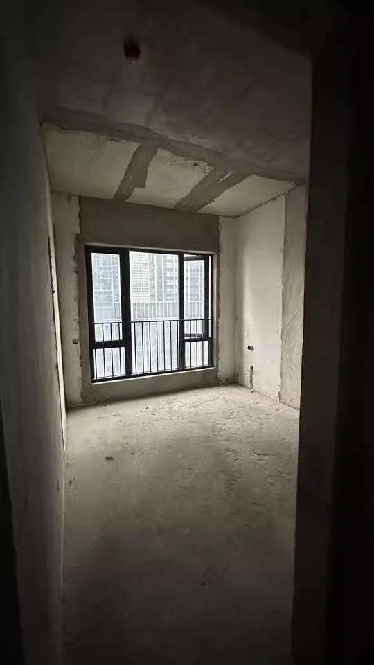 精选10套深圳南山宝能城花园东区高层法拍房塘朗地铁口旁稀缺资源-第29张图片-法拍在线官网