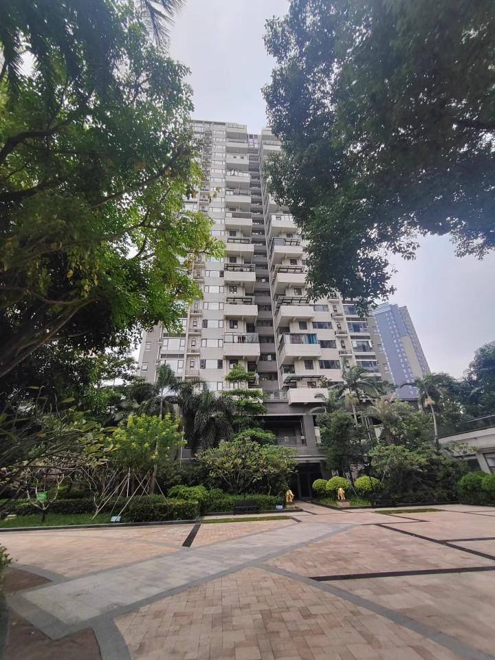 深圳南山富人区滨海名居鸿威海怡湾畔花园海景法拍房性价比逆天-第10张图片-法拍在线官网