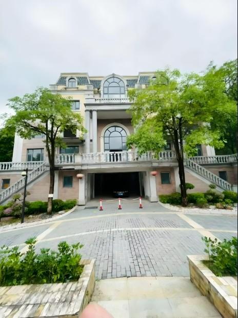 独栋别墅法拍房总价4千万起深圳西丽山庄为何能成为富豪心头好？