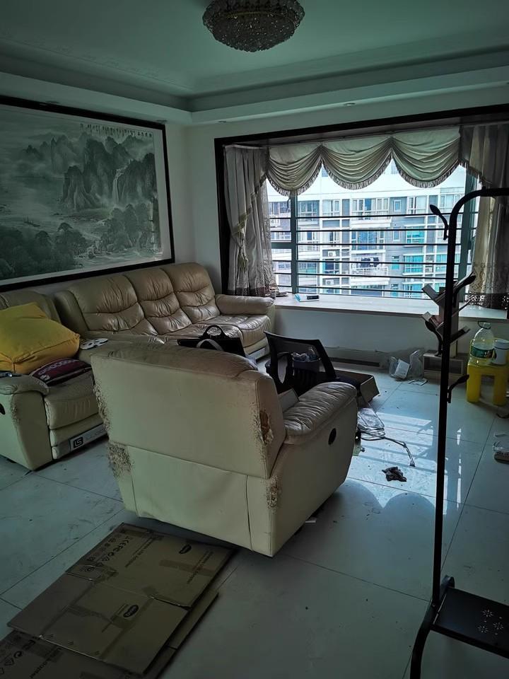 捡漏250万深圳宝中尚都花园法拍房稀缺带天台花园顶复120㎡尊享200+㎡-第10张图片-深圳法拍房房源信息官方网站