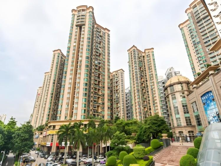 捡漏250万深圳宝中尚都花园法拍房稀缺带天台花园顶复120㎡尊享200+㎡