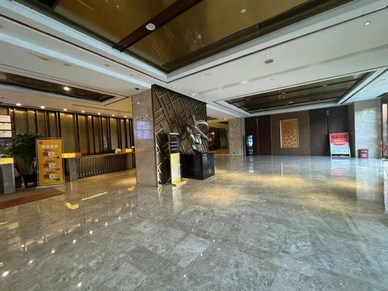 法拍房投资良机深圳龙岗核心布吉大都汇大厦商业楼层带廿年11.4%回报率租约加持-第10张图片-法拍在线官网