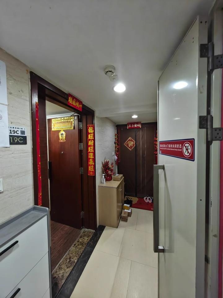 深圳南山波托菲诺香山里稀缺大宅法拍房静享高尔夫景观坐拥塘朗山美色-第11张图片-法拍在线官网