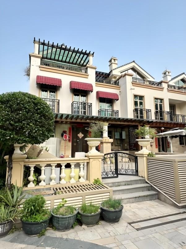 法拍房孤品独秀深圳福田贵脉香蜜湖熙园Townhouse稀缺欧式别墅自带独立庭院-第1张图片-法拍在线官网