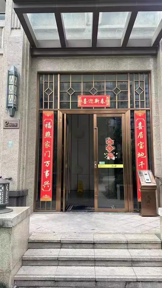 深圳龙岗德润荣君府簇新法拍房多维交通枢纽坂田黄金区位-第7张图片-法拍在线官网