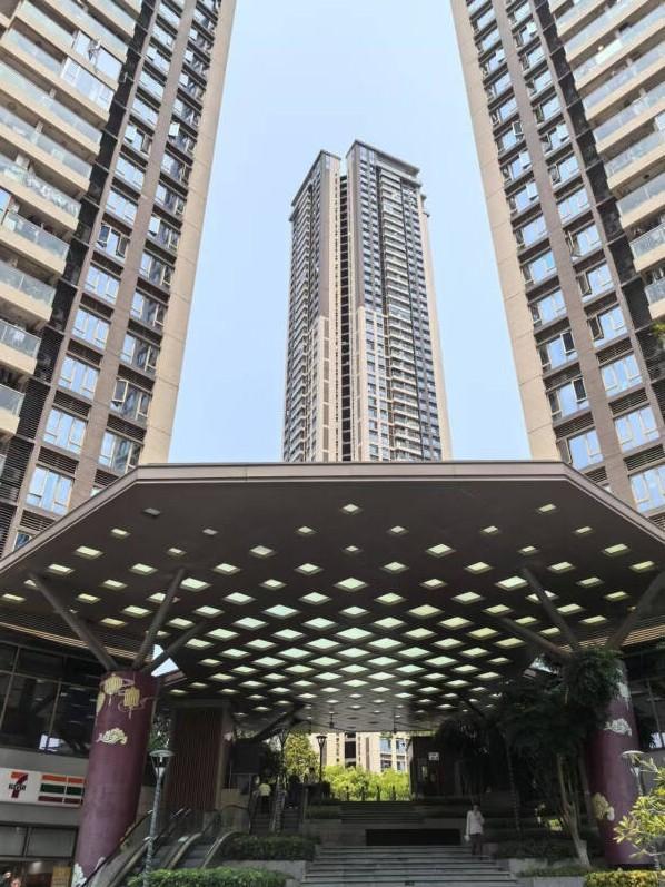 深圳南山3套爆款法拍房集结狂省近千万抢南实旁大五居/华润城靓宅/纯水岸双拼-第7张图片-法拍在线官网