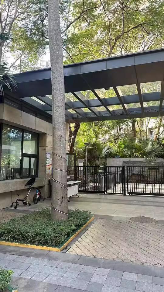 深圳南山3套爆款法拍房集结狂省近千万抢南实旁大五居/华润城靓宅/纯水岸双拼-第15张图片-法拍在线官网