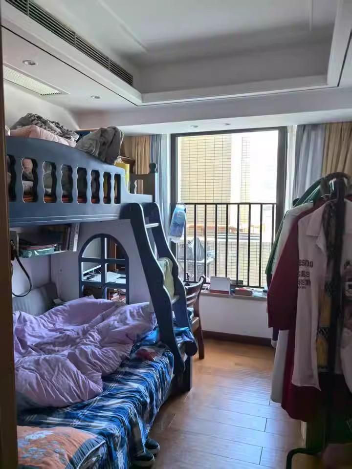深圳法拍房宝藏清单宝安中心区四大潜力硬核房源解锁资产新机遇-第21张图片-法拍在线官网