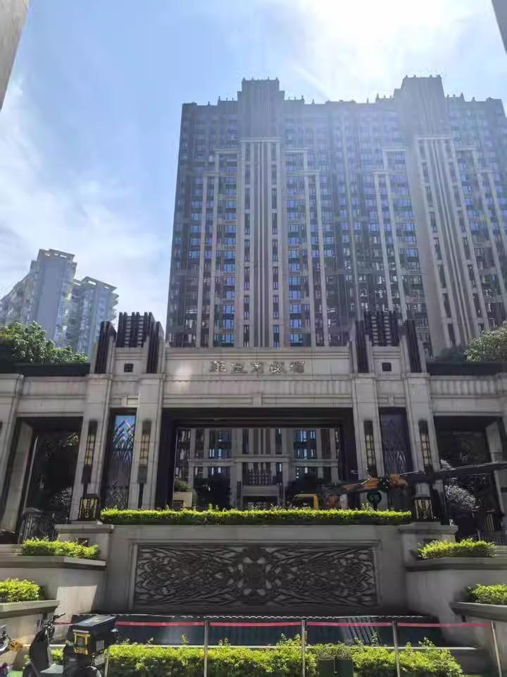 深圳法拍房宝藏清单宝安中心区四大潜力硬核房源解锁资产新机遇-第18张图片-法拍在线官网