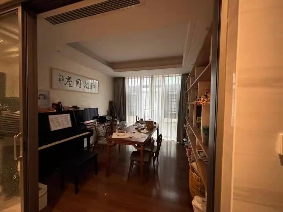 980万起拍抢占深圳龙岗城芯墅居最后入场券7.1折抄底千万级豪奢生活-第7张图片-法拍在线官网