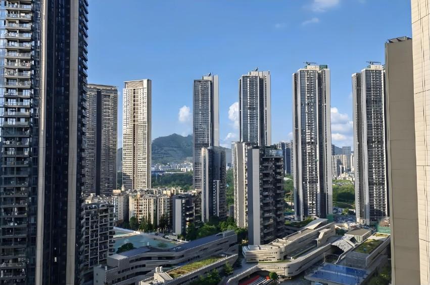 深圳南山科技园法拍房带8㎡入户花园+德系精装华润城润府商务公寓享民宅待遇-第2张图片-法拍在线官网
