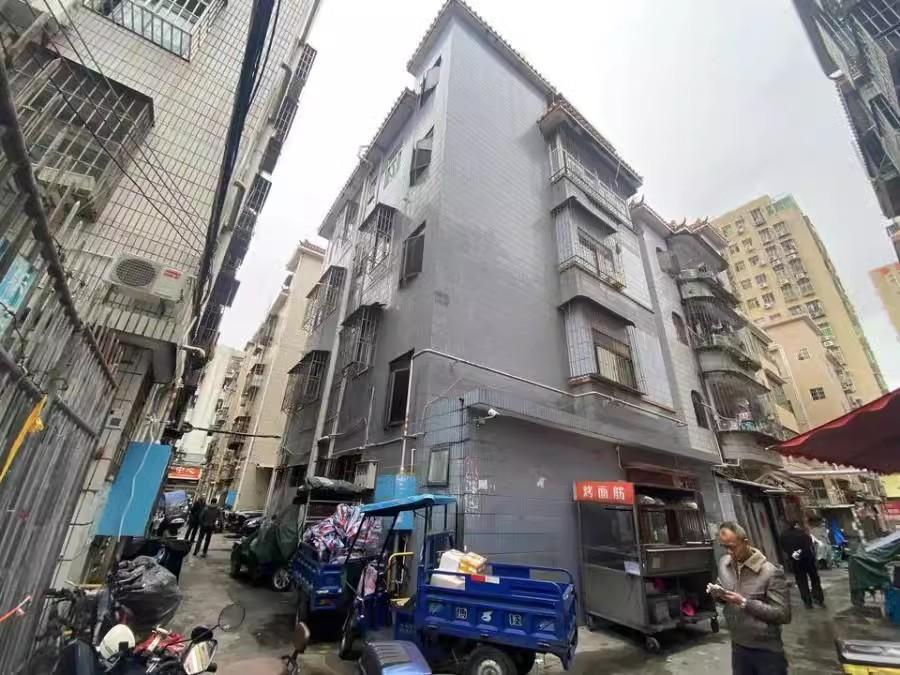 可租可住可规划！深圳宝安翻身4层私宅法拍房422㎡实用空间+成熟出租配套-第5张图片-法拍在线官网