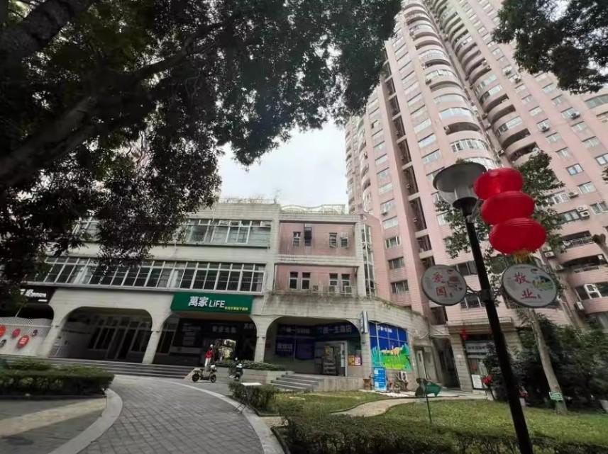 深圳主城区慢生活范本南山华侨城锦绣花园法拍房生活方式图鉴-第8张图片-法拍在线官网