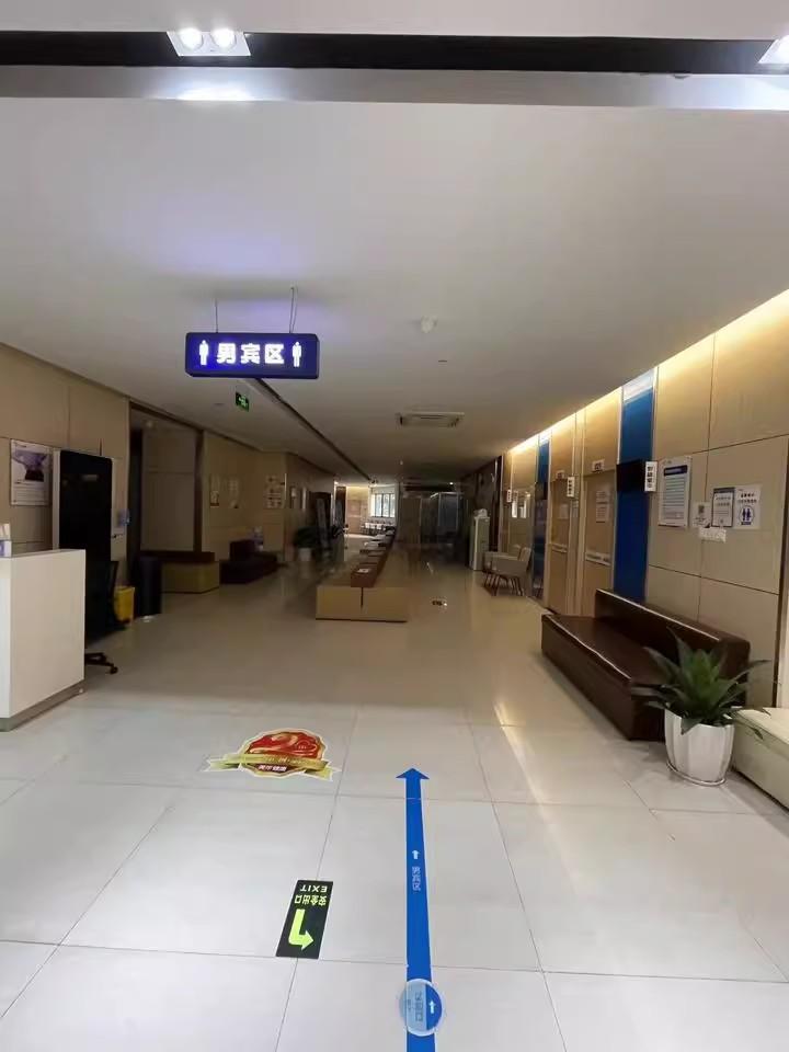 15%+年化回报率地铁口商圈红岭大厦裙楼整3层商业法拍房可清场交付-第5张图片-法拍在线官网