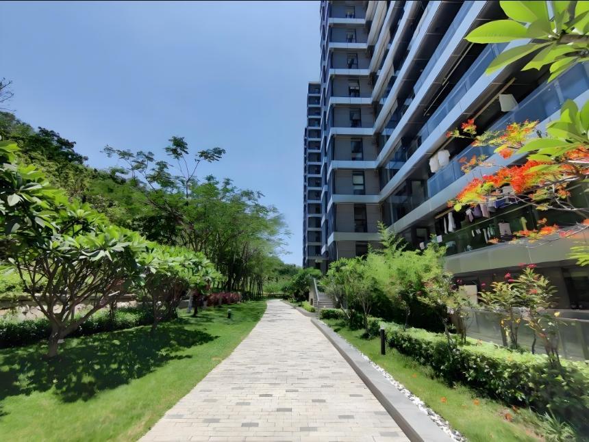 深圳前海自贸区顶流地段187㎡南山汉京半山公馆法拍房起拍价腰斩-第2张图片-法拍在线官网