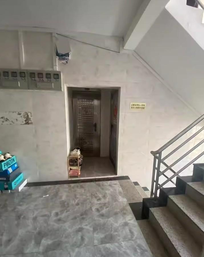 深圳龙岗坂田核心区现钞生意年收百万+多金底商的7层带租约私宅法拍房-第7张图片-深圳法拍房房源信息官方网站
