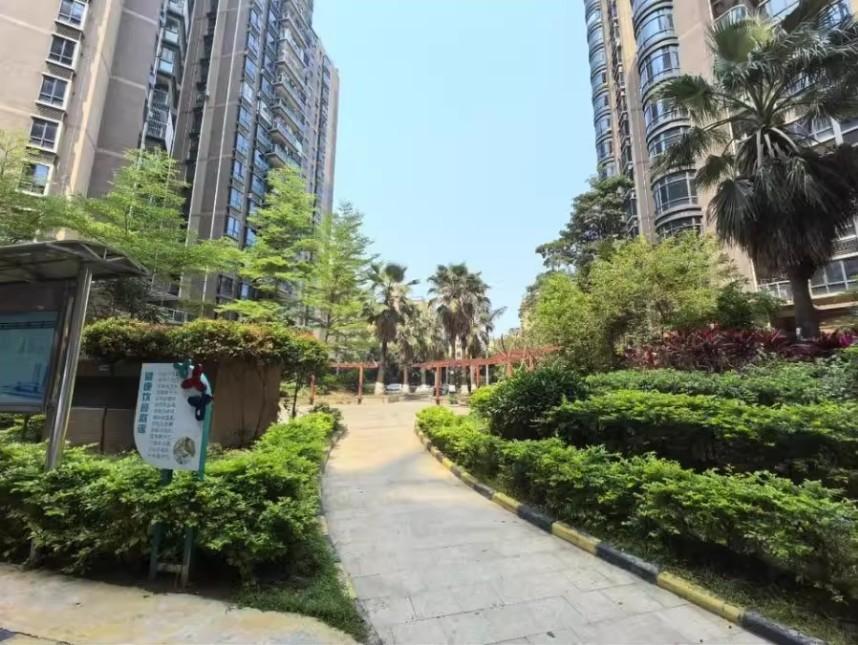 深圳西部生活方式图鉴宝安五套300W内法拍房的N种打开方式-第6张图片-深圳法拍房房源信息官方网站 深圳西部生活方式图鉴宝安五套300W内法拍房的N种打开方式-第6张图片-深圳法拍房房源信息官方网站